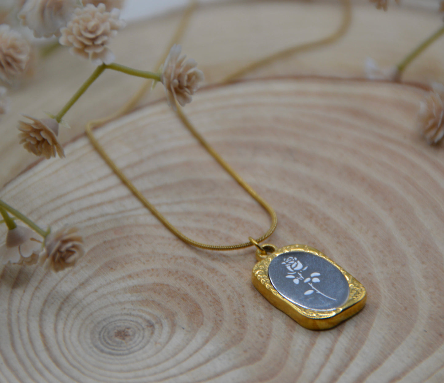 The Rose Pendant Necklace